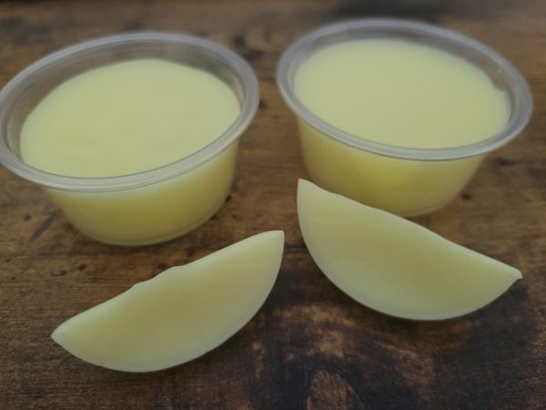 Lemon meringue scented wax melts