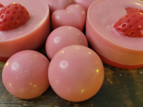 strawberry wax melts