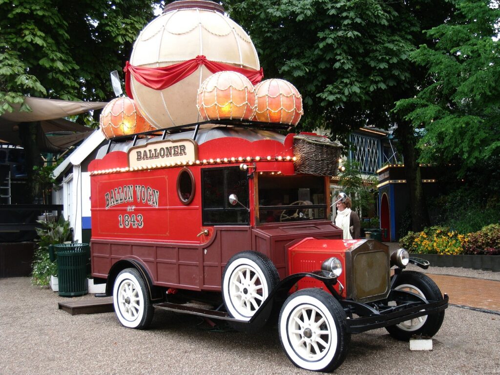 Christmas car in tivoli