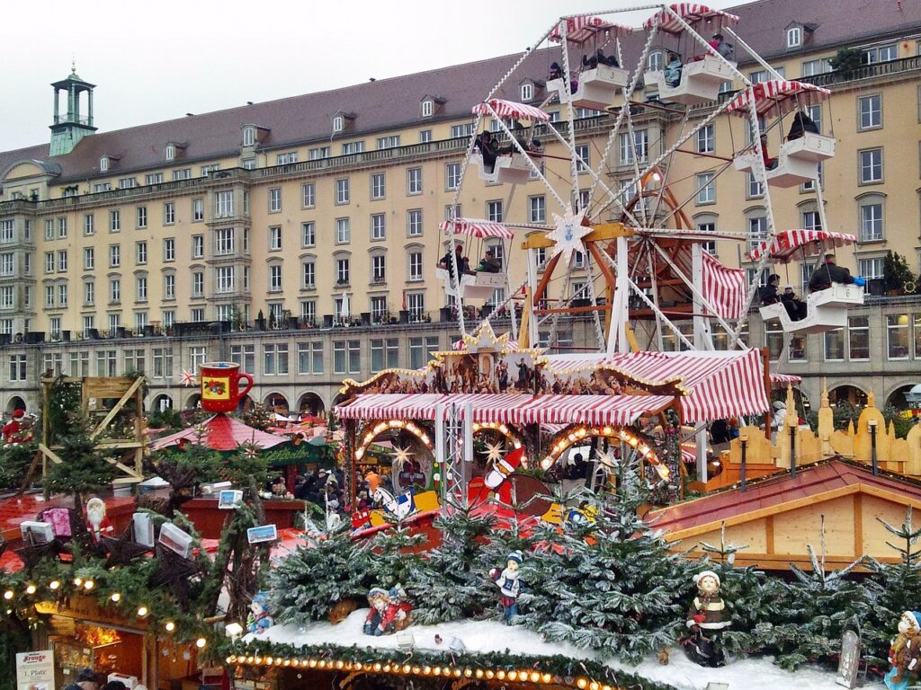 Striezelmarkt  christmas market