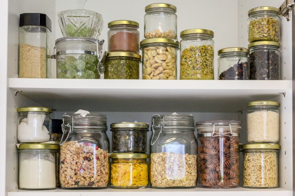 pantry organiztion