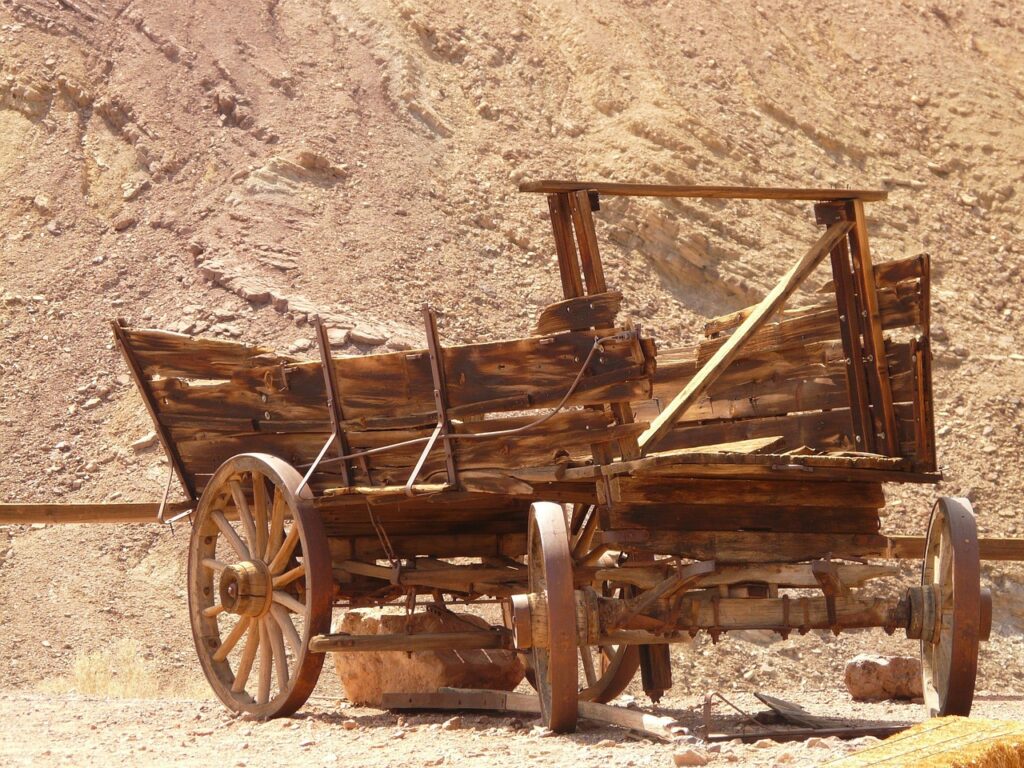 abandonded wagon