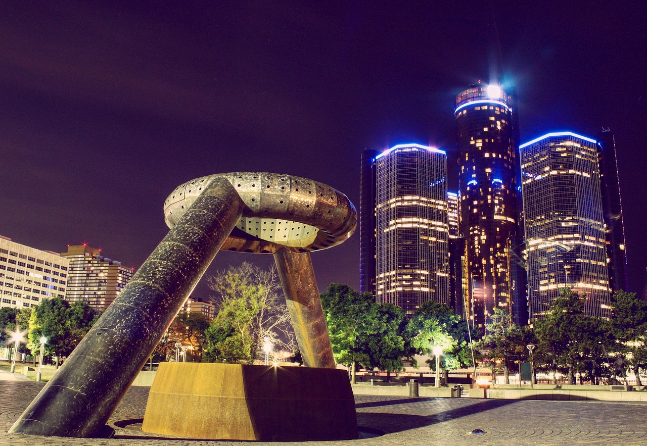 downtown detroit at night