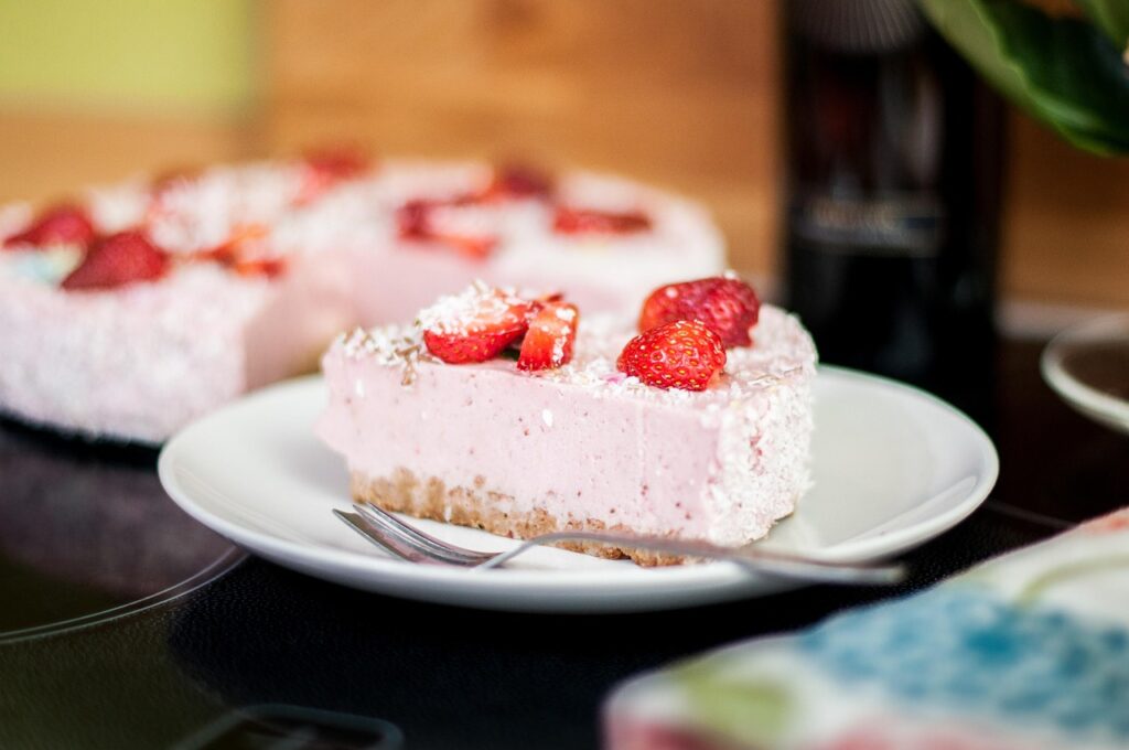 strawberry icebox cake